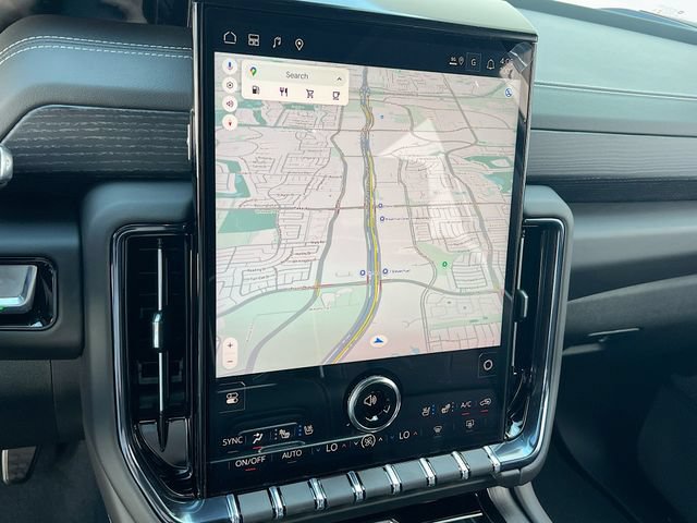New 2026 GMC Yukon AT4 Ultimate AWD/4WD image 8