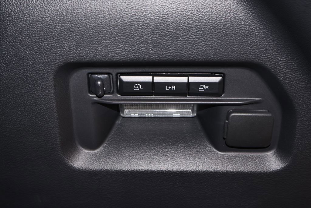 New 2026 Ford Explorer ST image 35