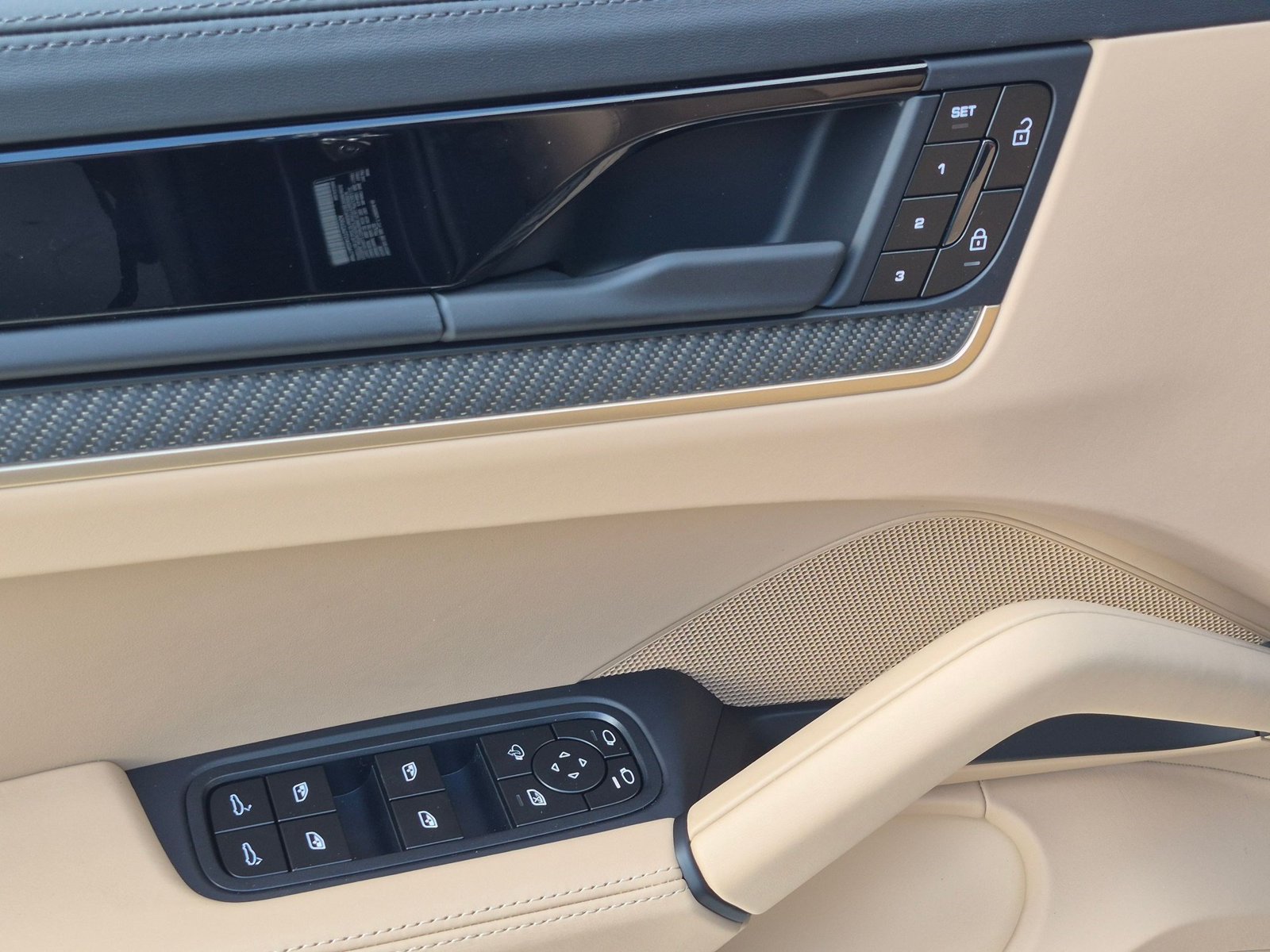 New 2026 Porsche Cayenne GTS AWD/4WD image 15