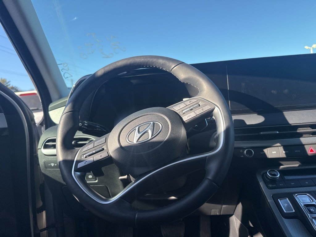 Used 2025 Hyundai Palisade SEL image 3