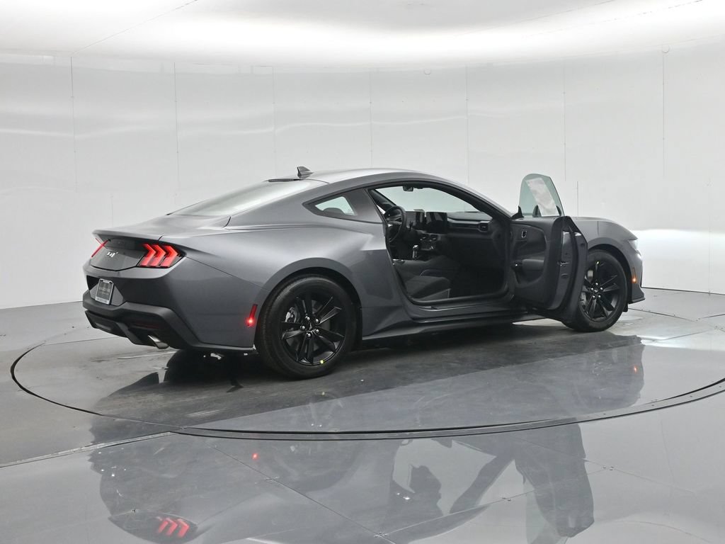 New 2026 Ford Mustang GT RWD image 5