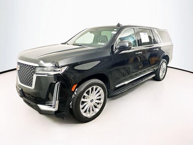Used 2023 Cadillac Escalade ESV Premium Luxury image 4