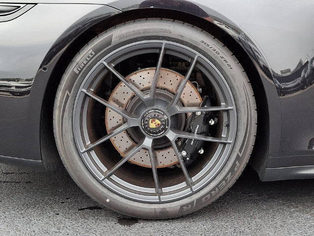 Certified 2026 Porsche 911 Carrera GTS RWD image 13