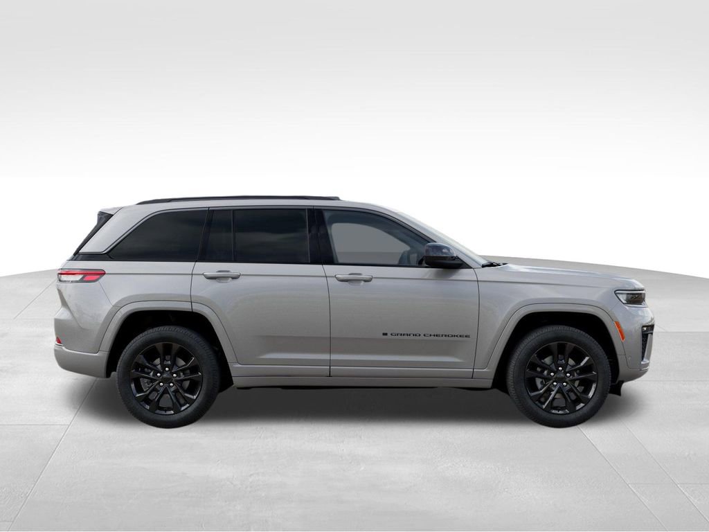 New 2026 Jeep Grand Cherokee Limited Reserve image 21
