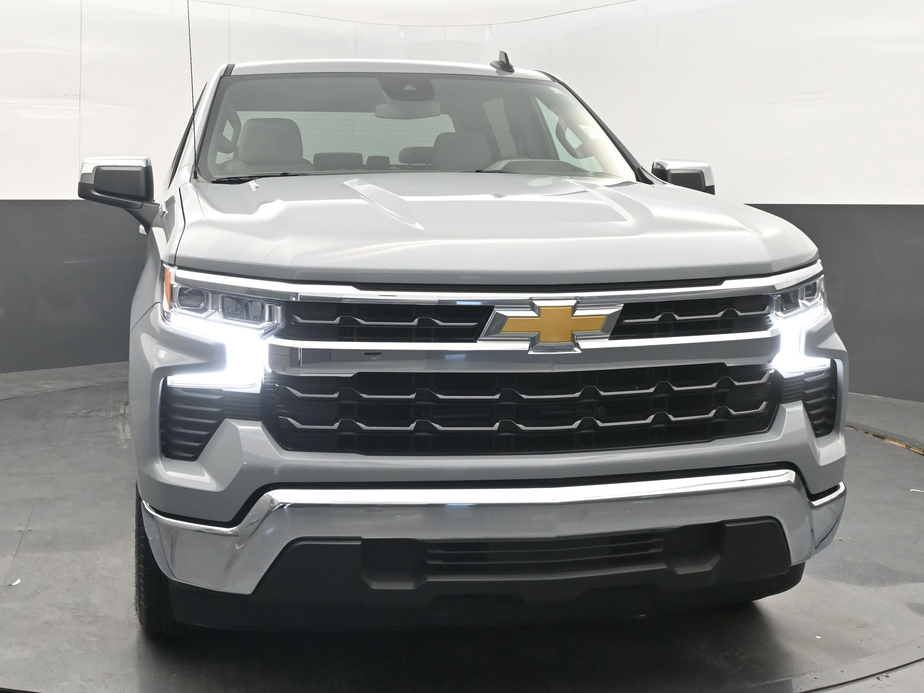 Used 2024 Chevrolet Silverado 1500 LT w/ Protection Package image 3