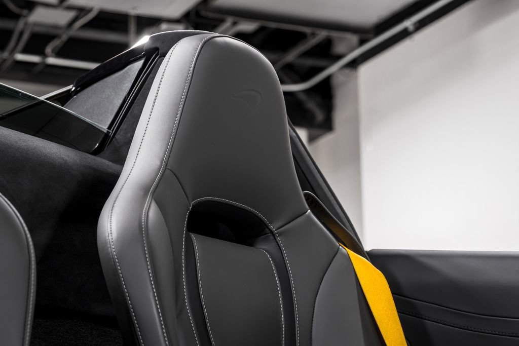 Used 2022 McLaren 720S Spider RWD image 27