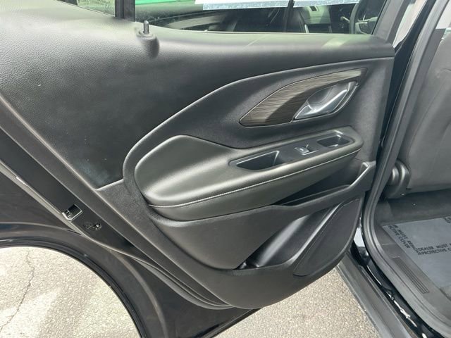 Used 2024 GMC Terrain SLE image 14