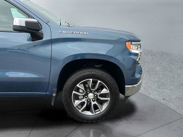 Used 2024 Chevrolet Silverado 1500 LT AWD/4WD image 33