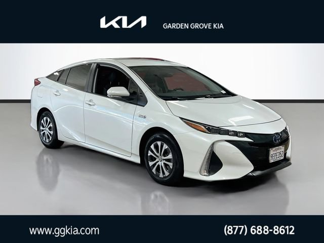 Used 2022 Toyota Prius Prime XLE FWD image 1