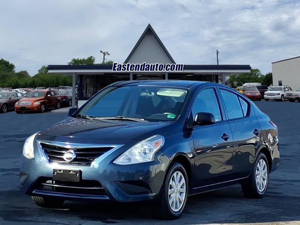 Used 2015 Nissan Versa S Plus image 1