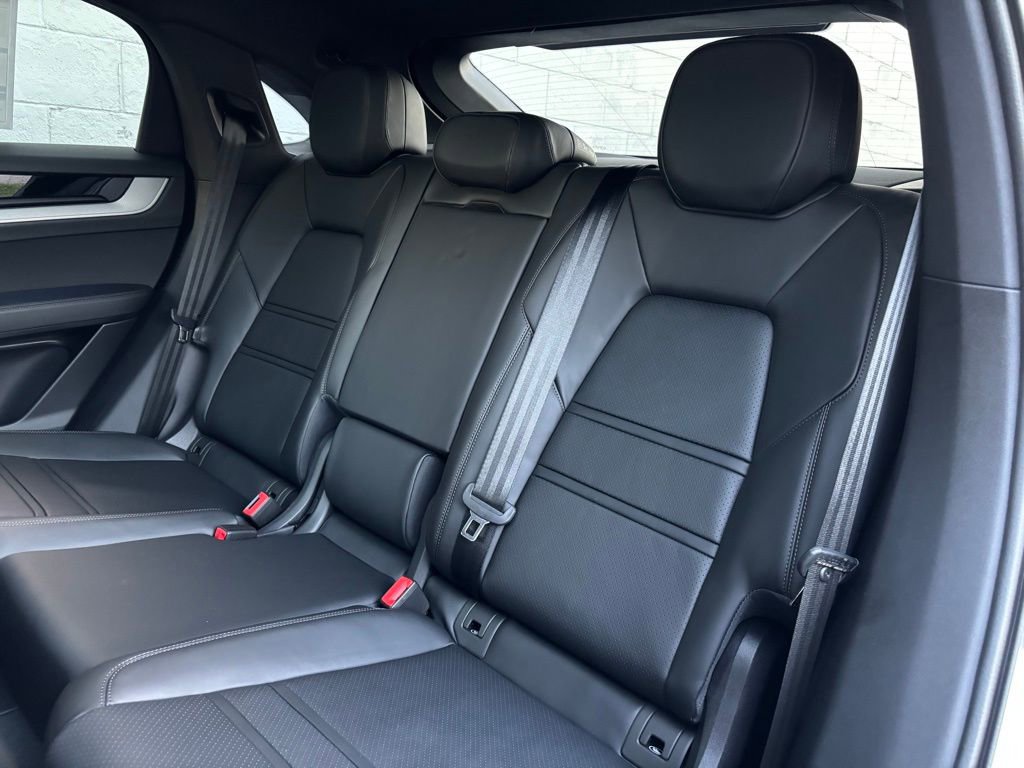 New 2026 Porsche Cayenne Coupe image 7