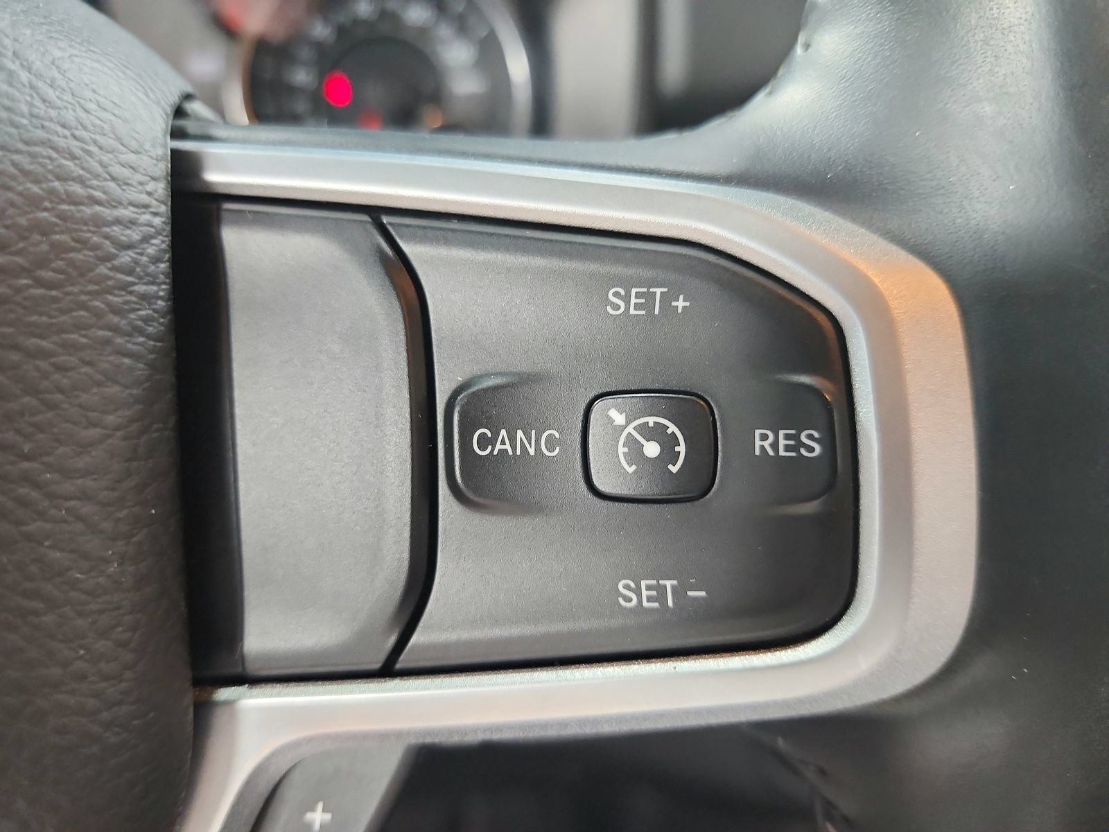 Used 2020 RAM 1500 Big Horn AWD/4WD image 25