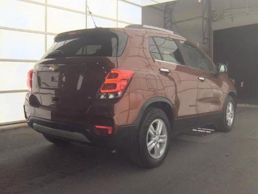 Used 2019 Chevrolet Trax LT w/ Driver Confidence Package image 2