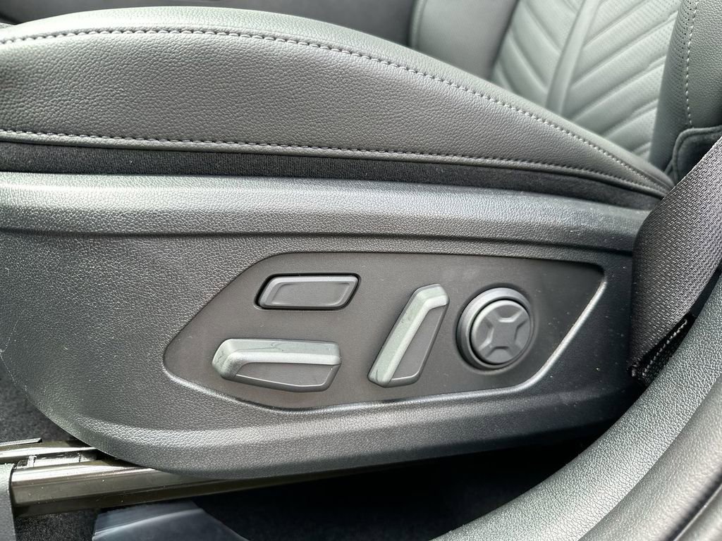 Used 2024 Kia Sorento SX Prestige image 30