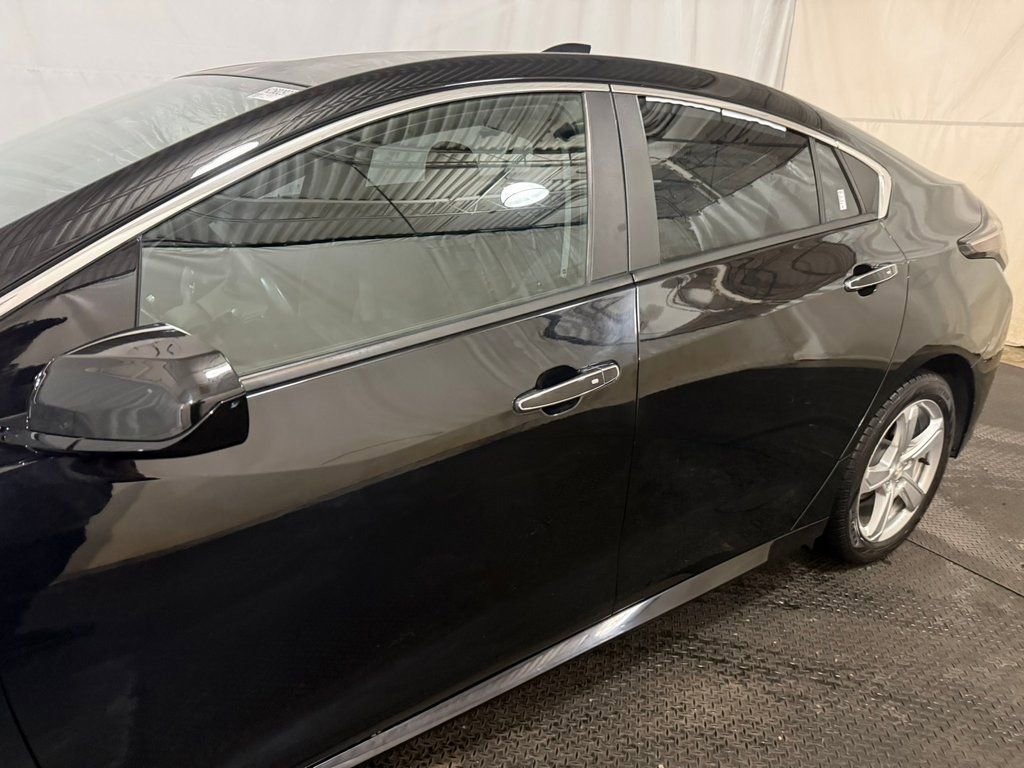 Used 2017 Chevrolet Volt LT image 7