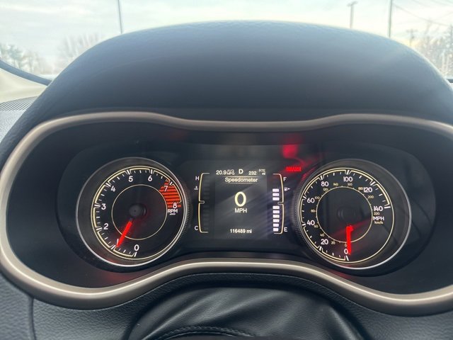 Used 2016 Jeep Cherokee Latitude w/ Cold Weather Group image 20