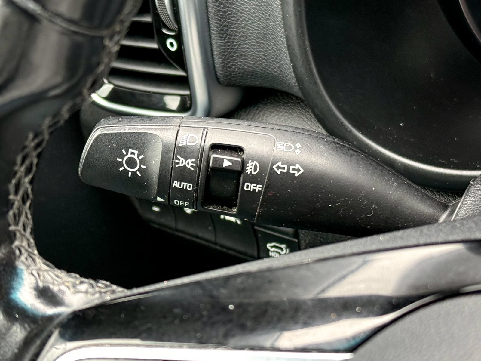 Used 2020 Kia Sportage EX w/ Option Group 15 AWD/4WD image 29