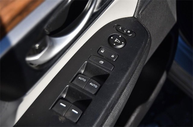 Used 2021 Honda CR-V Touring image 8