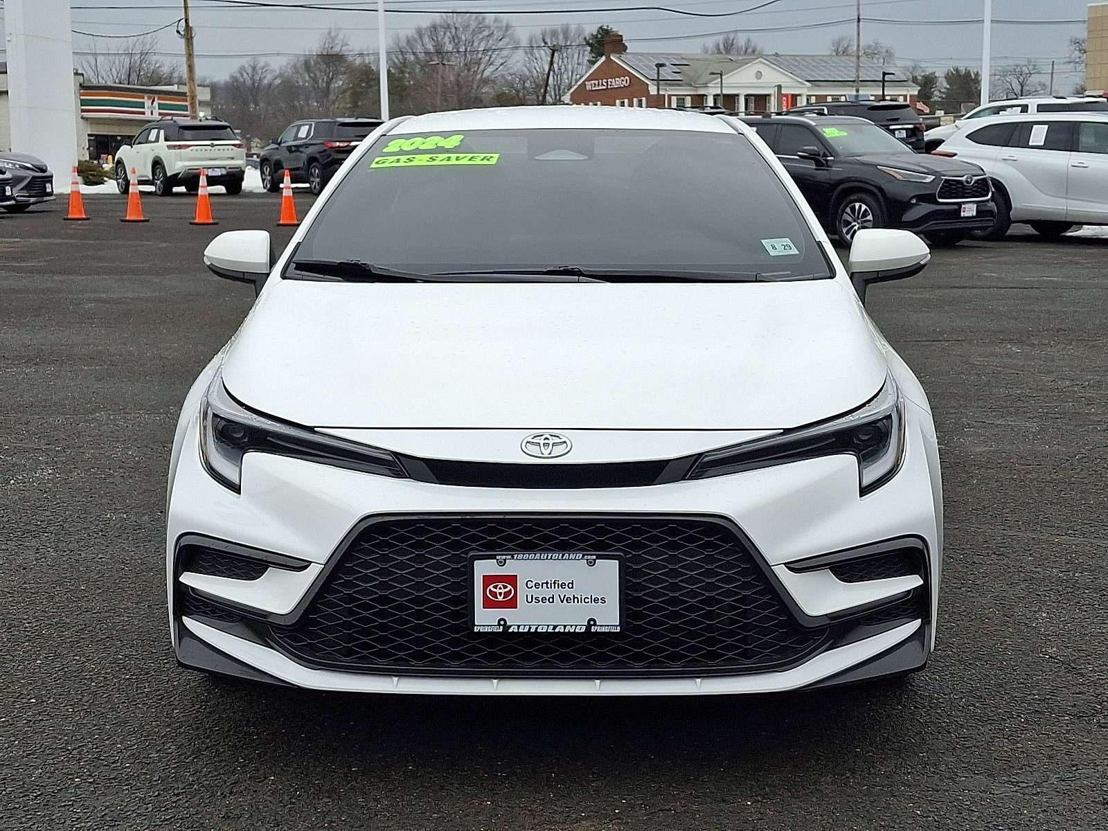 Certified 2024 Toyota Corolla SE image 2