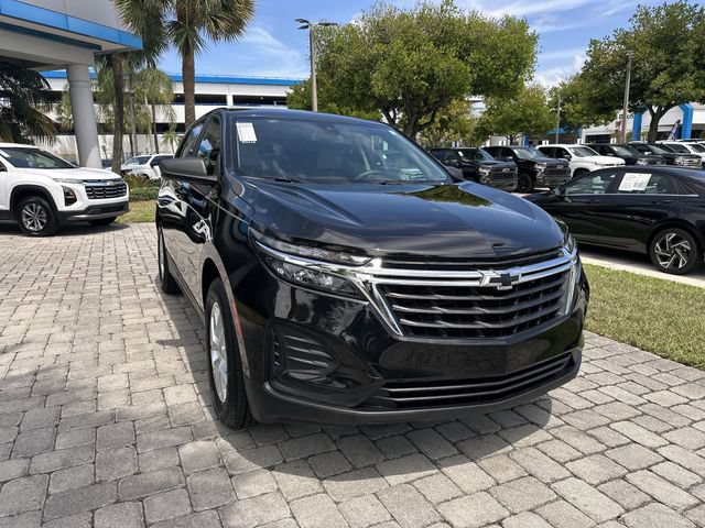 Used 2022 Chevrolet Equinox LS w/ LS Convenience Package FWD image 17