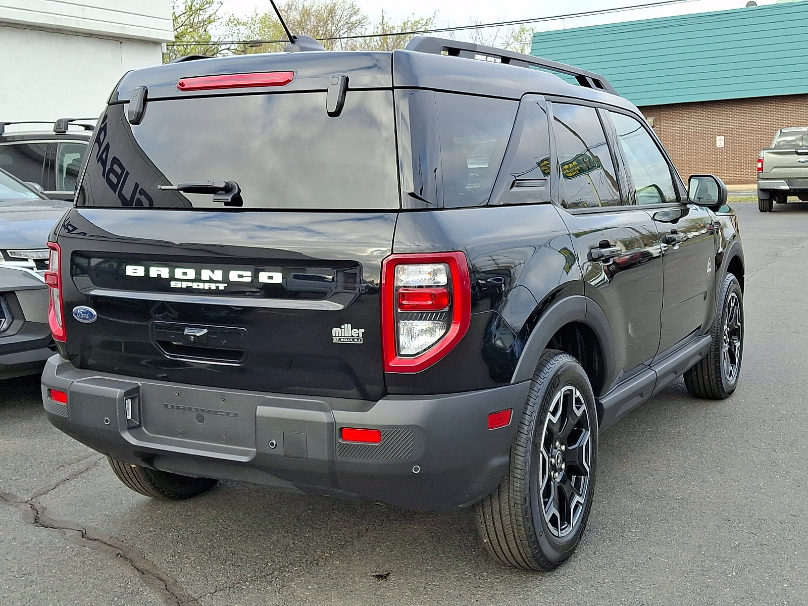 Used 2025 Ford Bronco Sport Outer Banks w/ Outer Banks Tech Package+ image 6