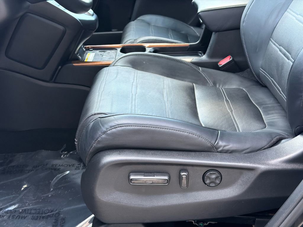 Used 2021 Honda CR-V Touring image 14
