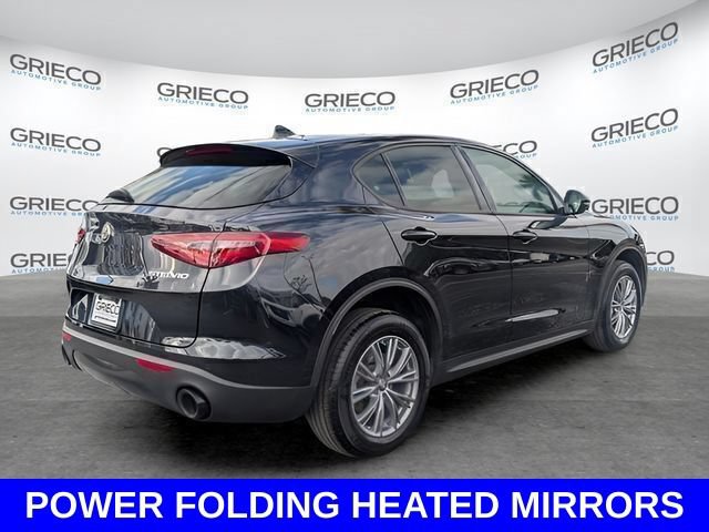 Used 2023 Alfa Romeo Stelvio Sprint RWD image 7