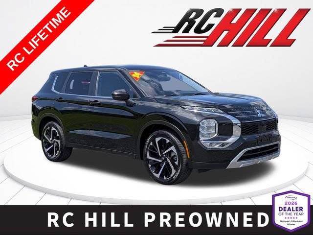 Used 2024 Mitsubishi Outlander SE AWD/4WD image 1