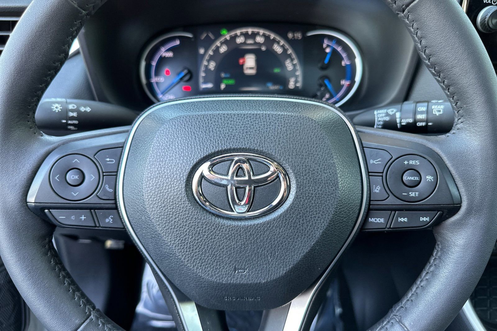 Used 2024 Toyota RAV4 XSE w/ Weather Package AWD/4WD image 24