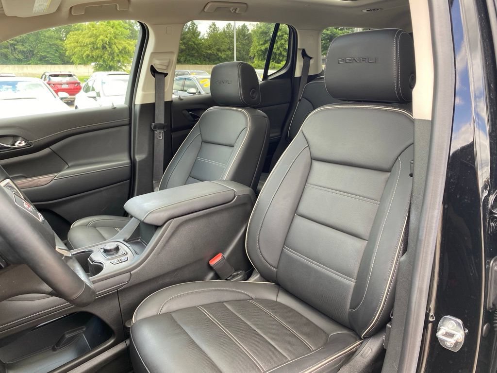 Used 2023 GMC Acadia Denali w/ Denali Ultimate Package AWD/4WD image 22