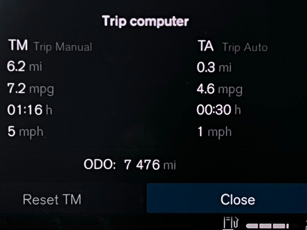 Used 2025 Volvo XC90 B6 Plus image 14