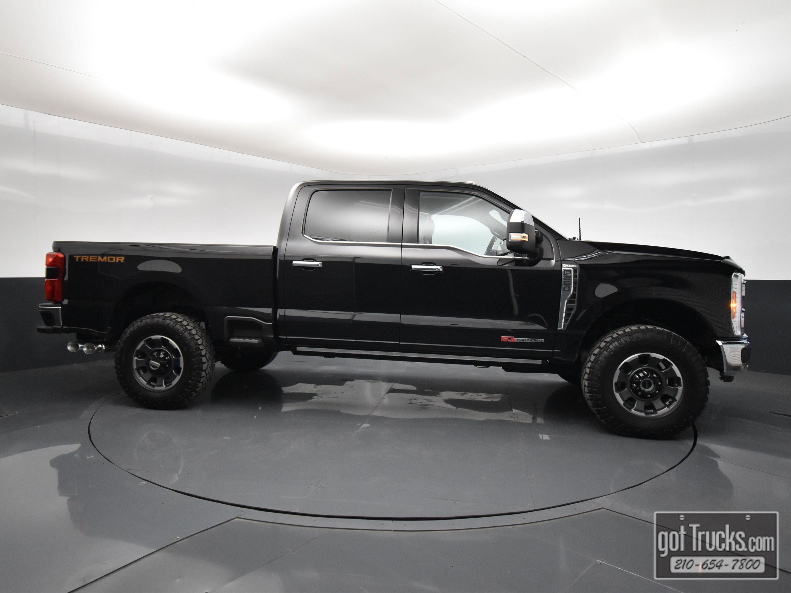 Used 2023 Ford F250 King Ranch w/ Tremor Off-Road Package image 54