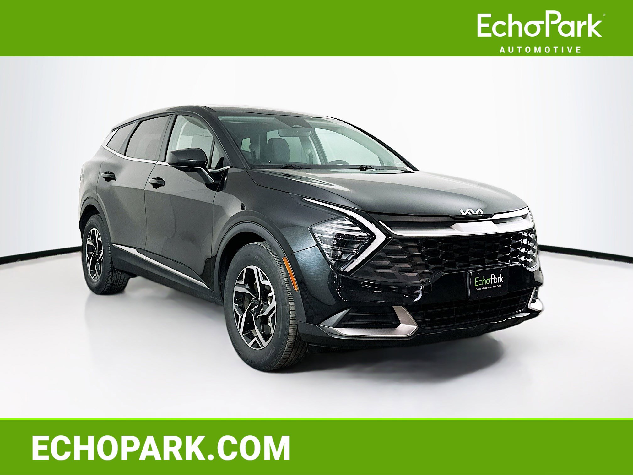 Used 2024 Kia Sportage LX image 1