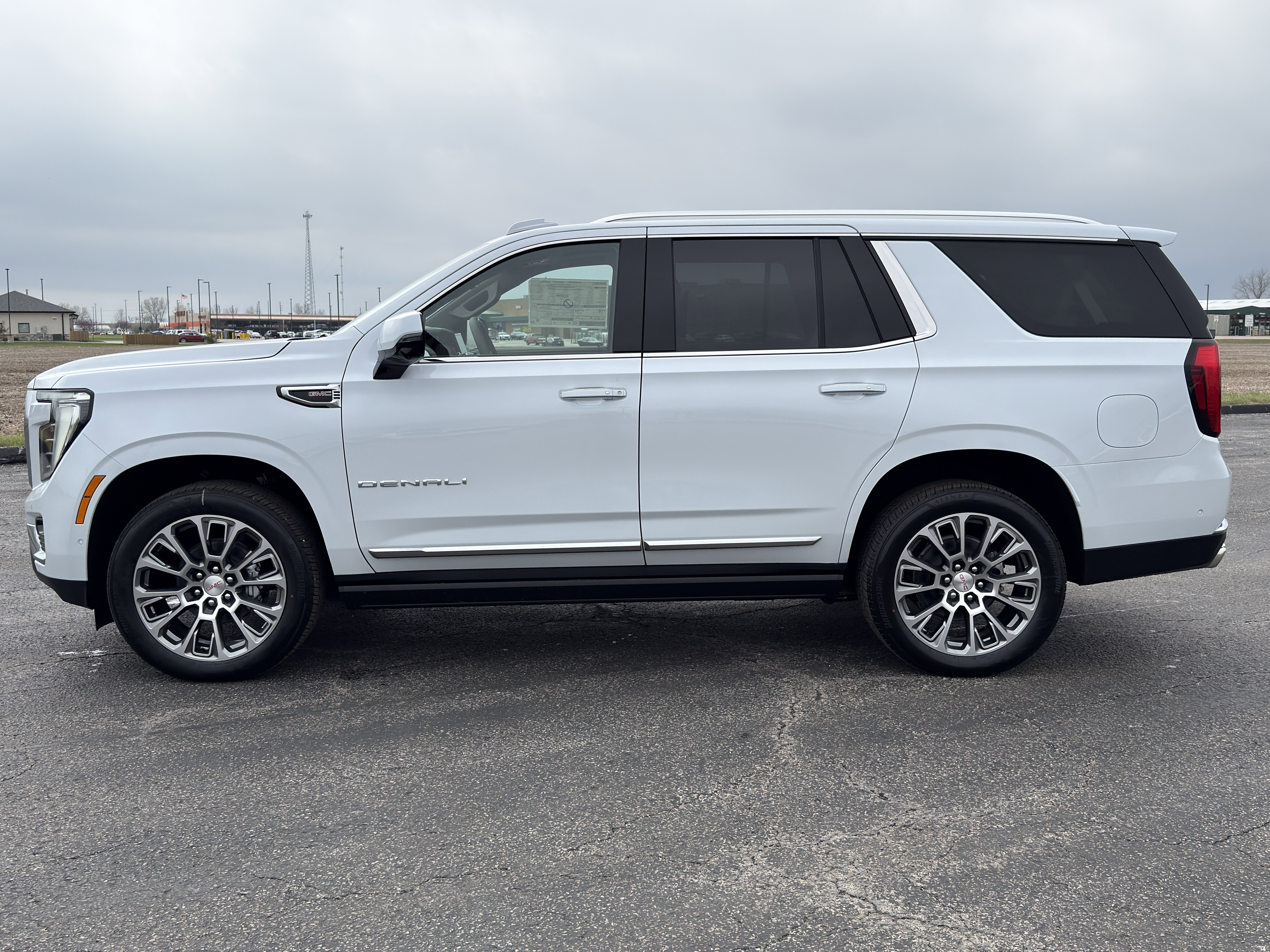 New 2026 GMC Yukon Denali image 12