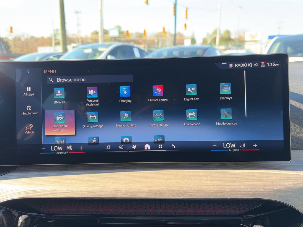 Used 2025 BMW i4 xDrive40i image 37