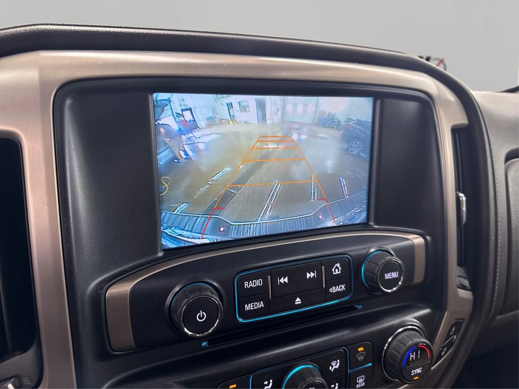 Used 2017 GMC Sierra 2500 Denali w/ Duramax Plus Package AWD/4WD image 33