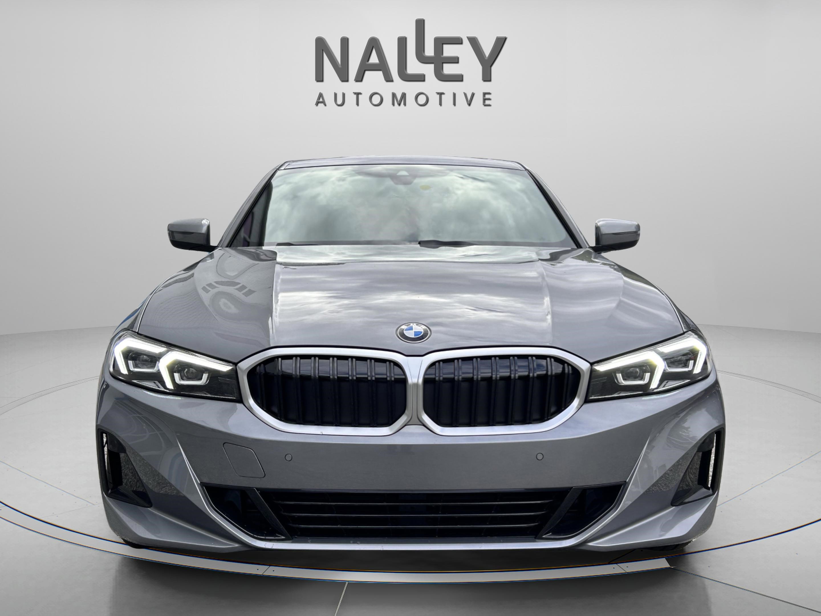 Used 2026 BMW 330i Sedan w/ Premium Package image 7