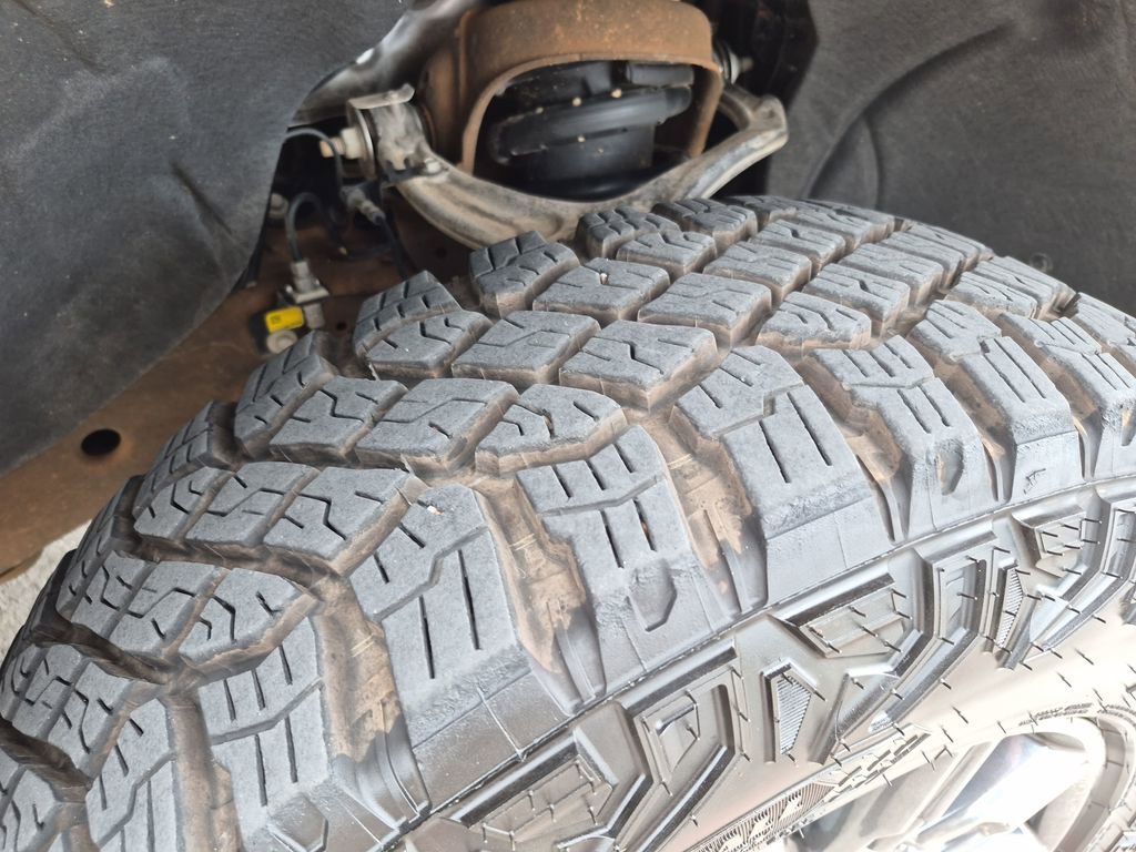Used 2026 GMC Sierra 1500 AT4X AWD/4WD image 16