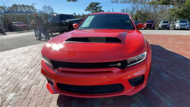 Used 2022 Dodge Charger Scat Pack image 4