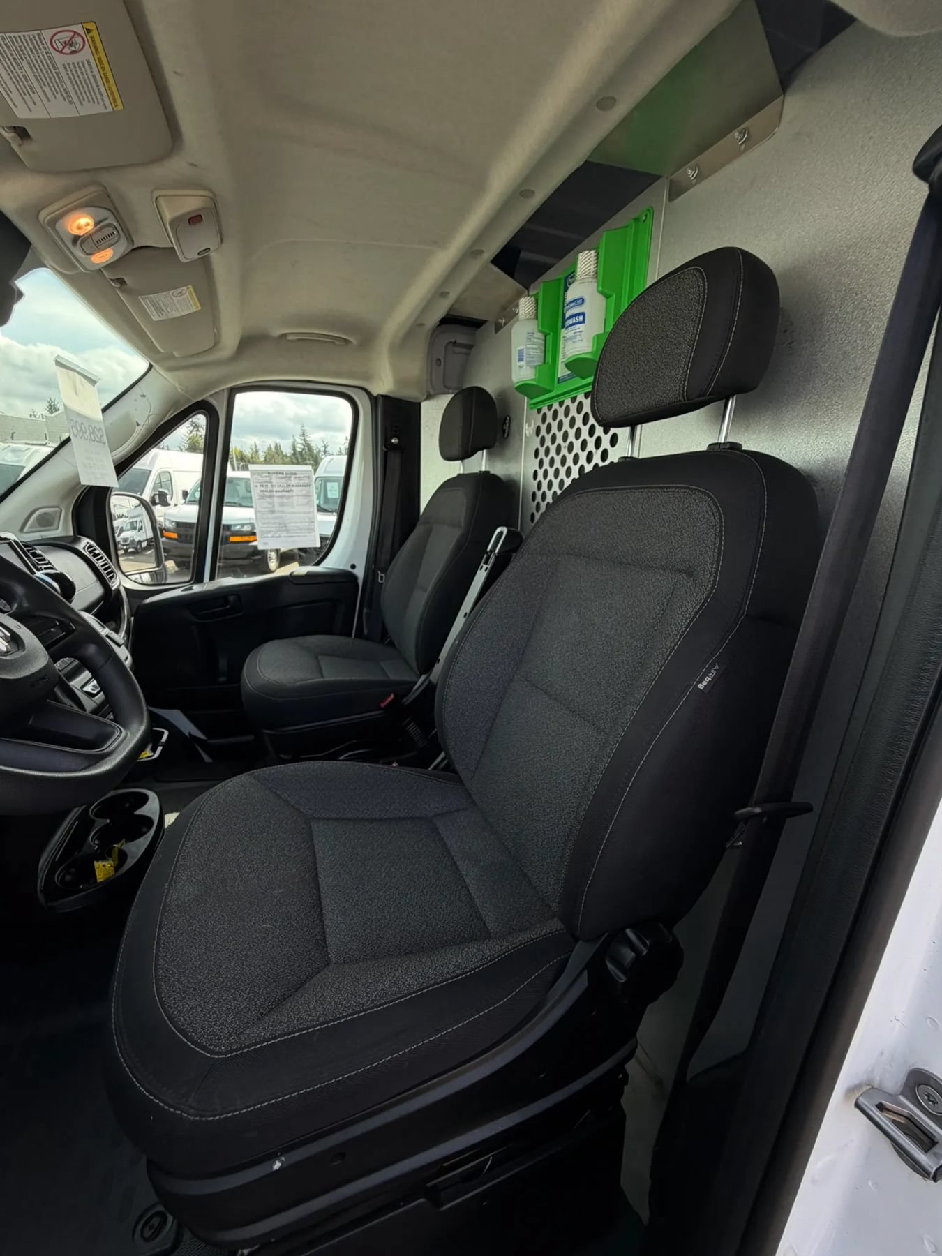 Used 2023 RAM ProMaster 3500 FWD image 30