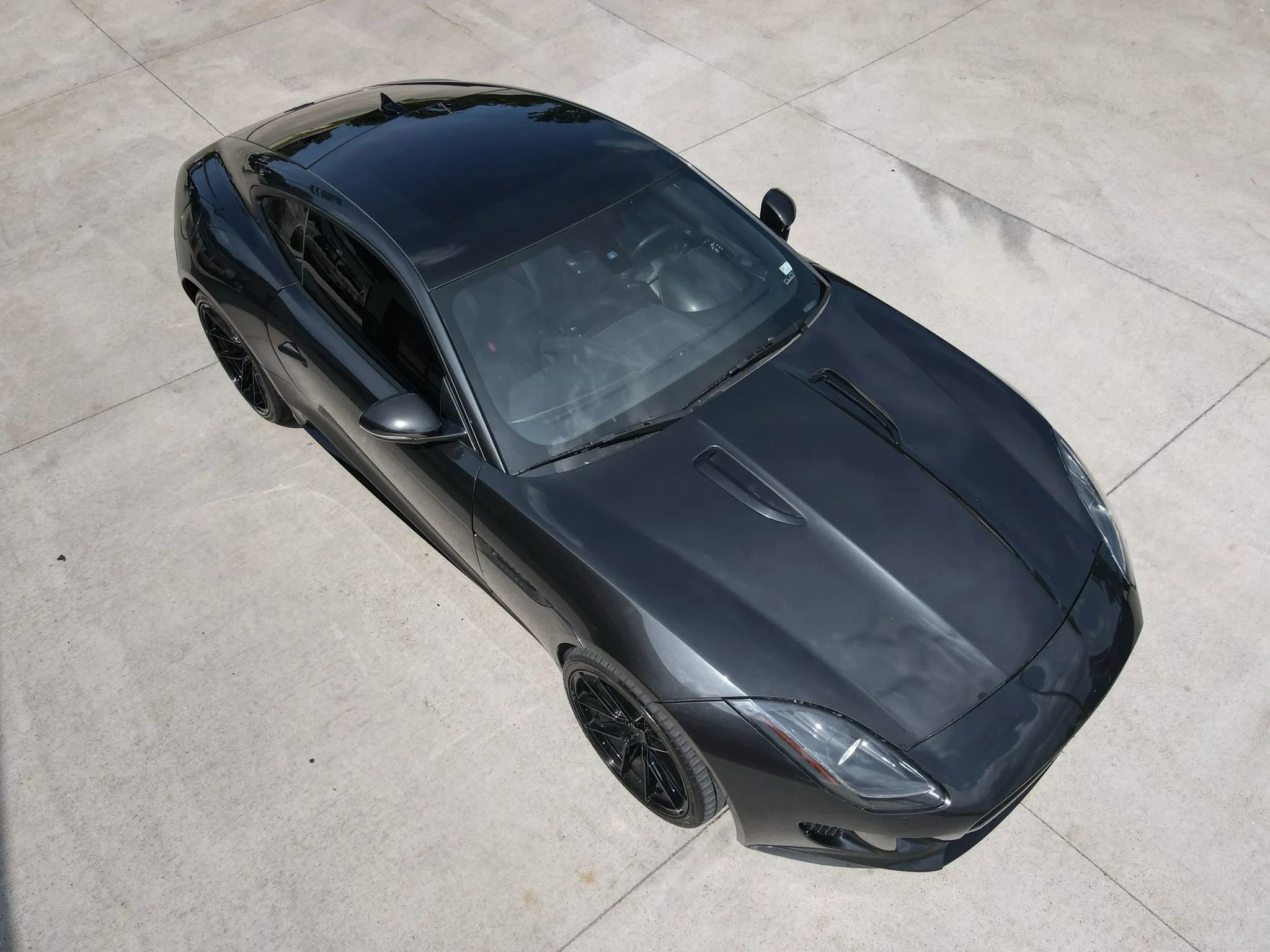Used 2015 Jaguar F-TYPE R image 46