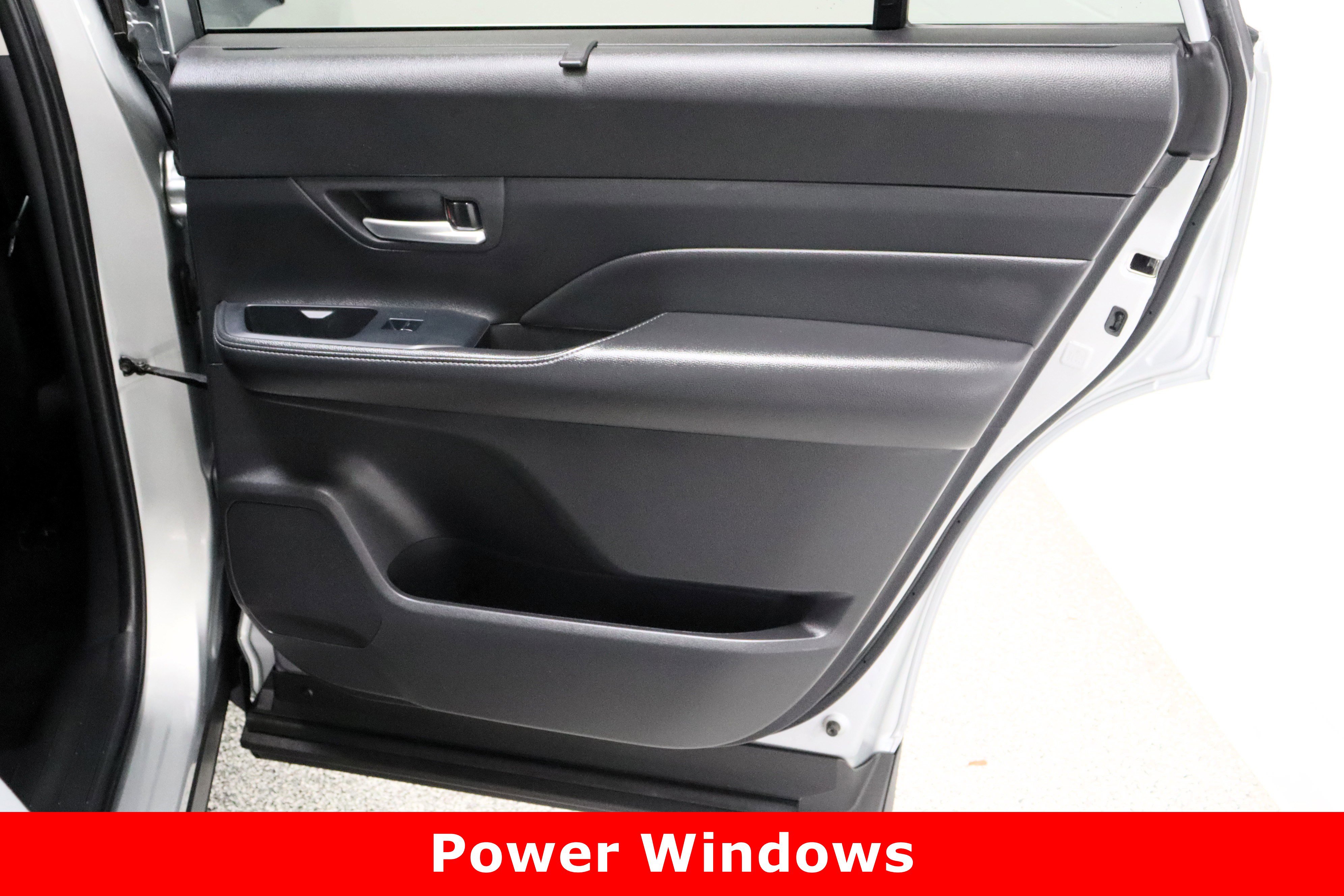 Used 2025 Toyota Grand Highlander FWD image 36