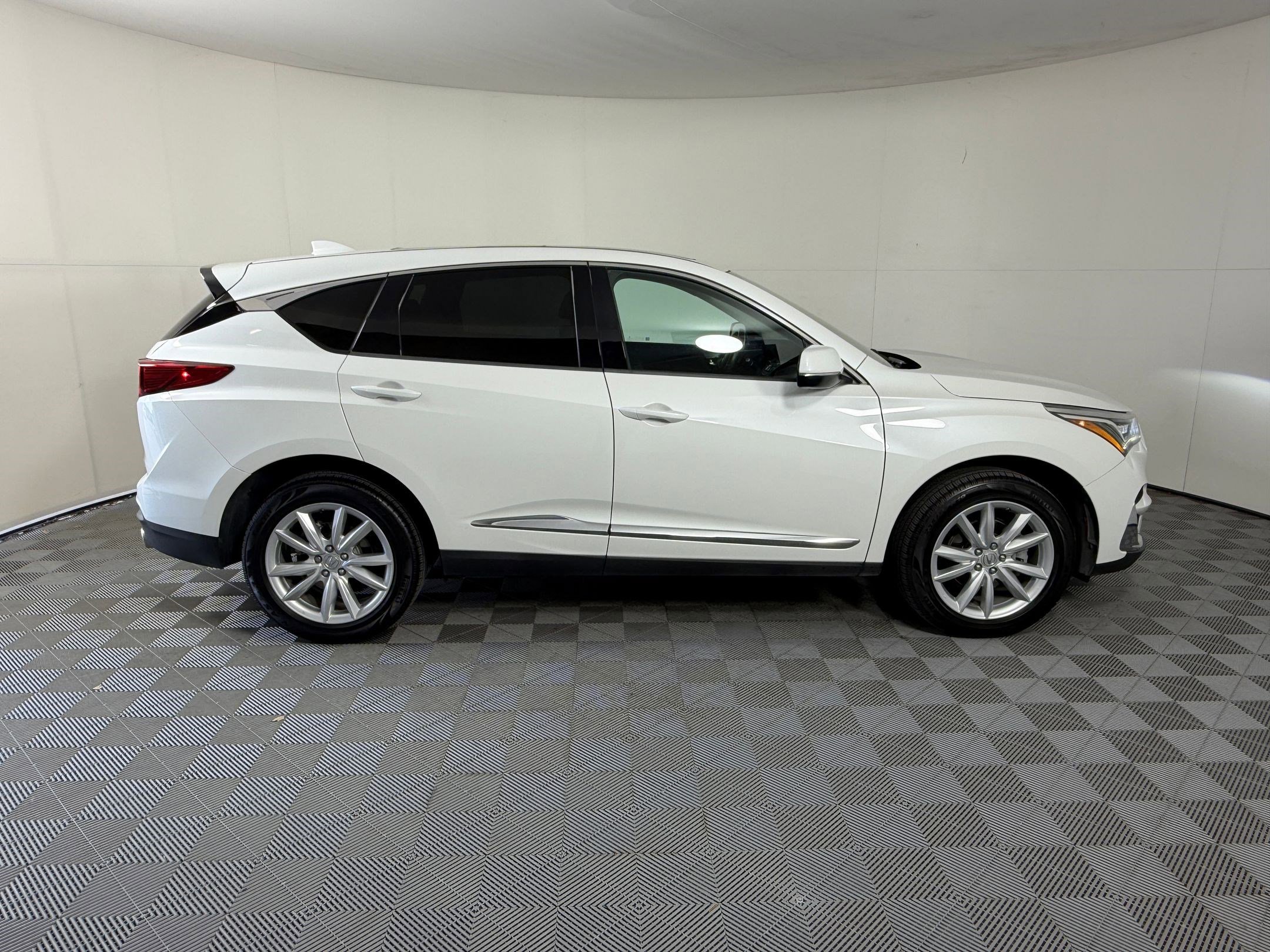 Used 2020 Acura RDX FWD image 8