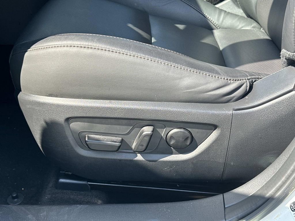 Certified 2025 MAZDA CX-30 AWD 2.5 S w/ Premium Package image 26