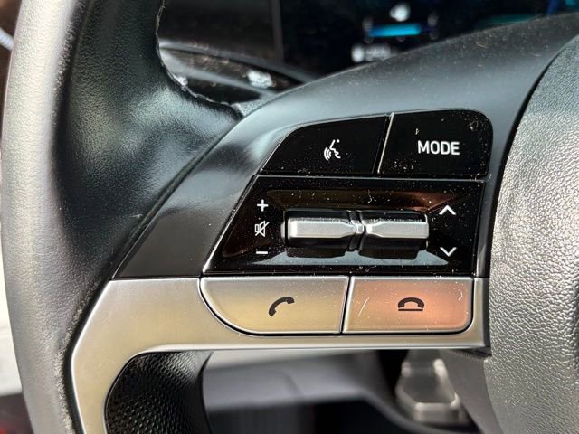 Used 2021 Hyundai Elantra Limited w/ Cargo Package FWD image 16