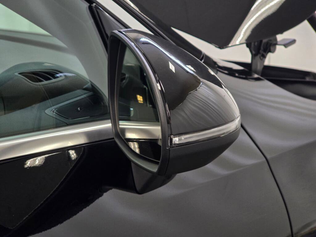 New 2026 Mercedes-Benz GLC 300 4MATIC image 29