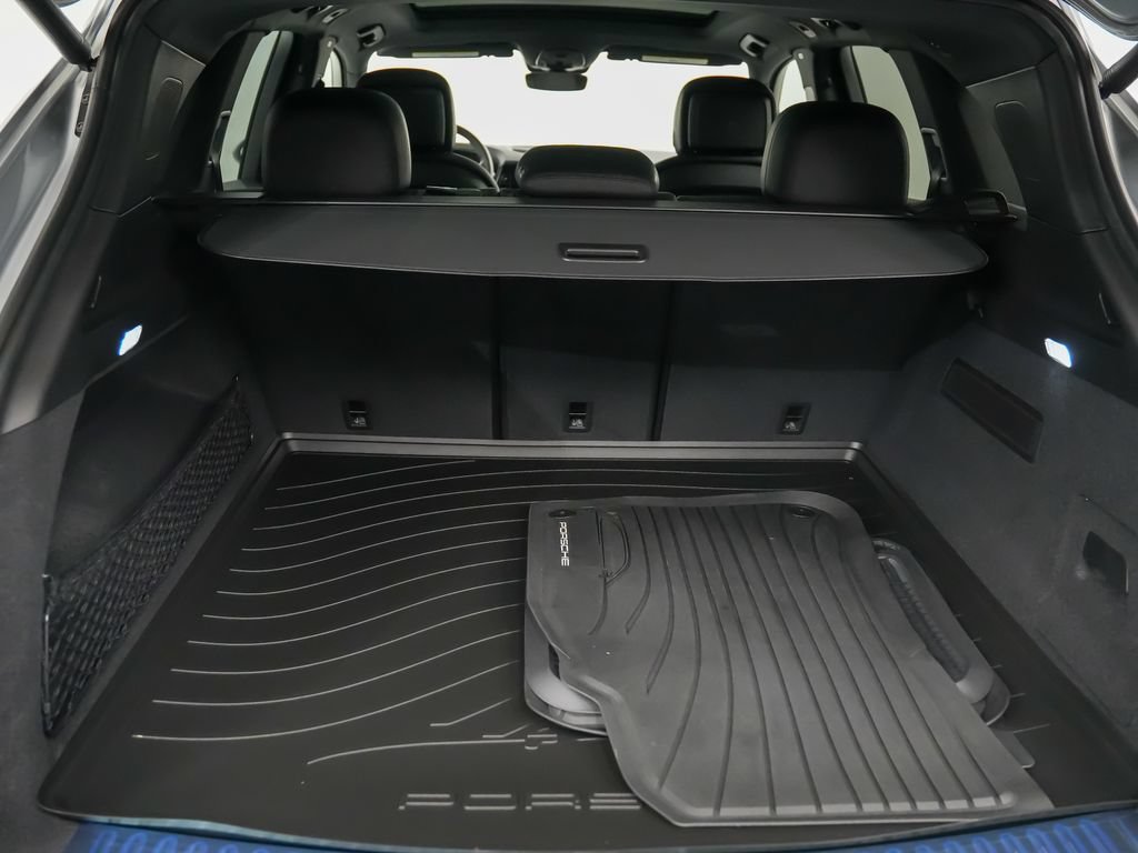 New 2026 Porsche Cayenne AWD/4WD image 13