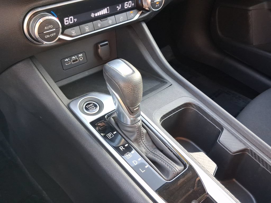 Certified 2021 Nissan Sentra SV FWD image 27