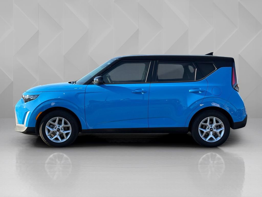 Certified 2024 Kia Soul S image 8