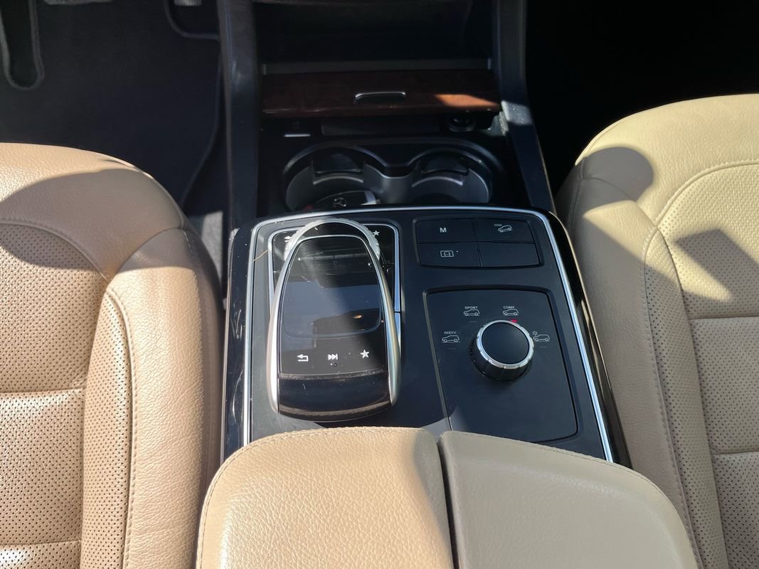 Used 2018 Mercedes-Benz GLE 550e 4MATIC image 13